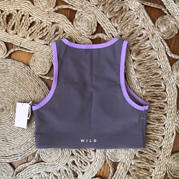 Wilo Ribbed Crop Top - Picture 2 of 4